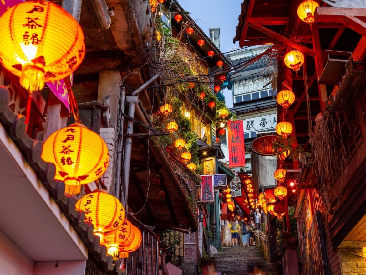 【2025年GW】人気の「海外旅行先」ランキング！ 2位「台北（台湾）」を抑えた1位は？ - All About ニュース