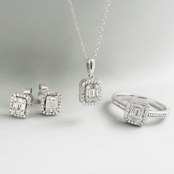 イタリアを代表する宝飾・時計メーカー、モレラート・グループ、売上高7億2300万ユーロ、EBITDA21.3%で会計年度を終了 – FashionNetwork 日本 イタリアを代表する宝飾・時計メーカー、モレラート・グループ、売上高7億2300万ユーロ、EBITDA21.3%で会計年度を終了 - FashionNetwork 日本