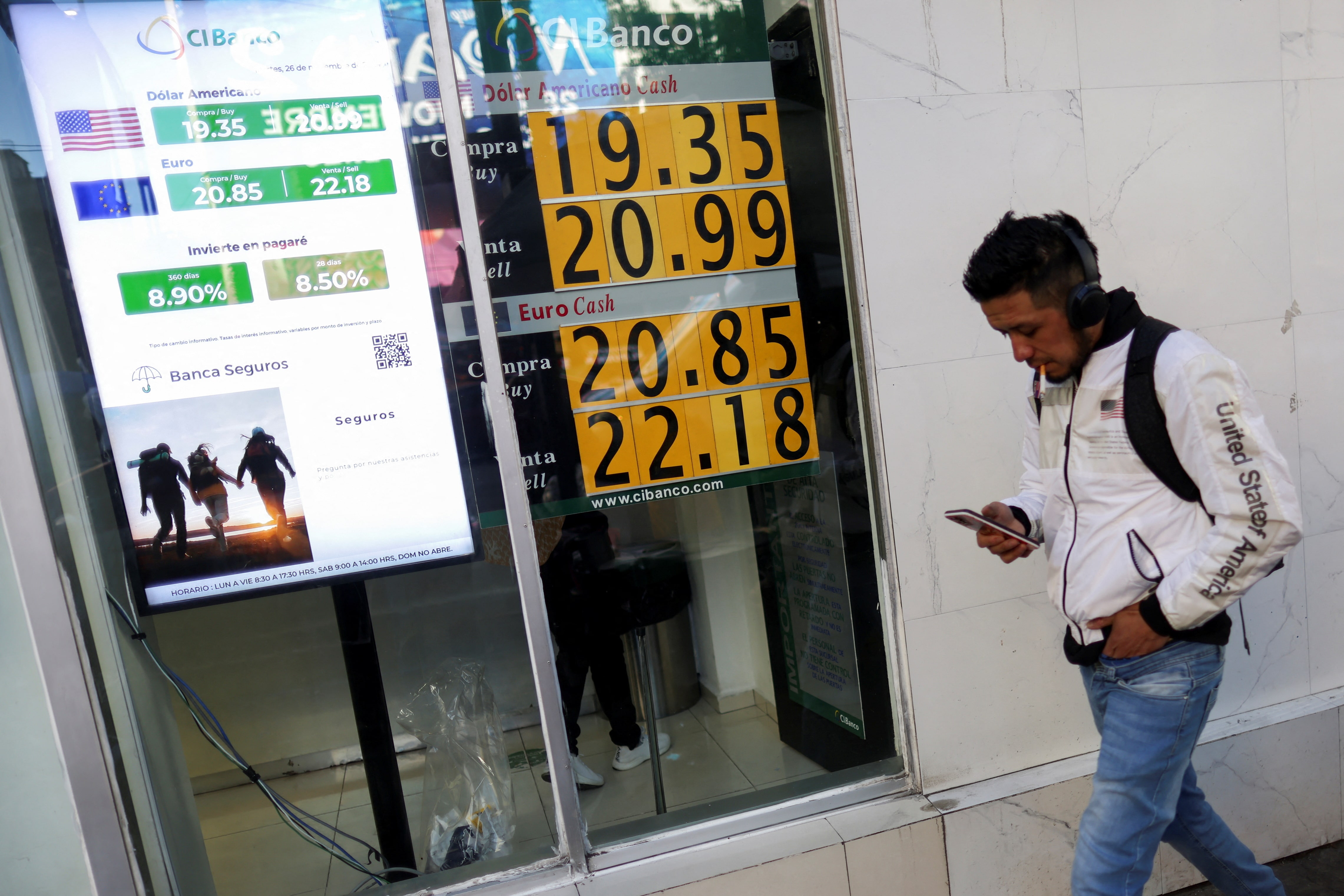 メキシコ中銀が0.5％利下げ、政策金利8.5％　追加緩和示唆