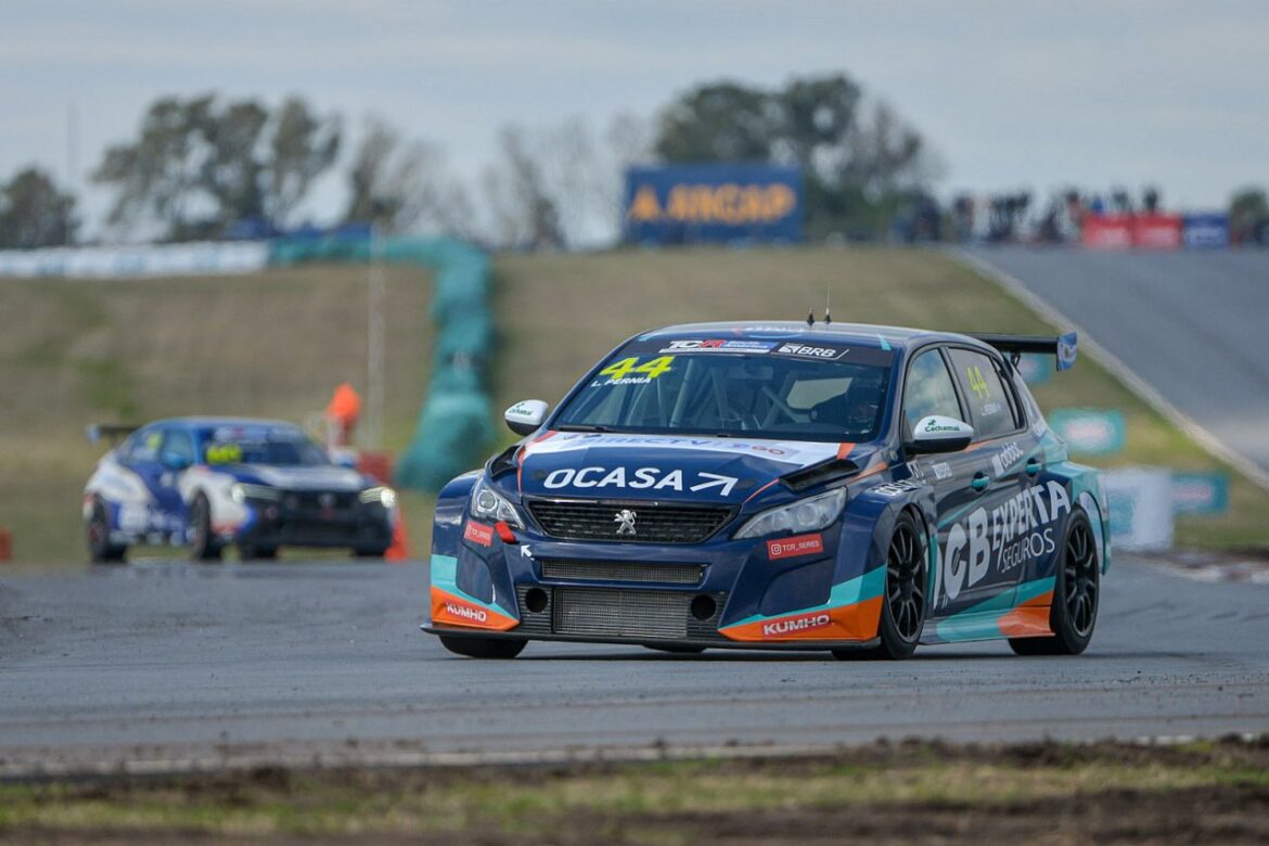 アルゼンチンの王者ペーニャが貫禄のTCR初優勝。プジョー308が完全制覇/TCR南米第6戦 | 海外レース他 | autosport web アルゼンチンの王者ペーニャが貫禄のTCR初優勝。プジョー308が完全制覇/TCR南米第6戦