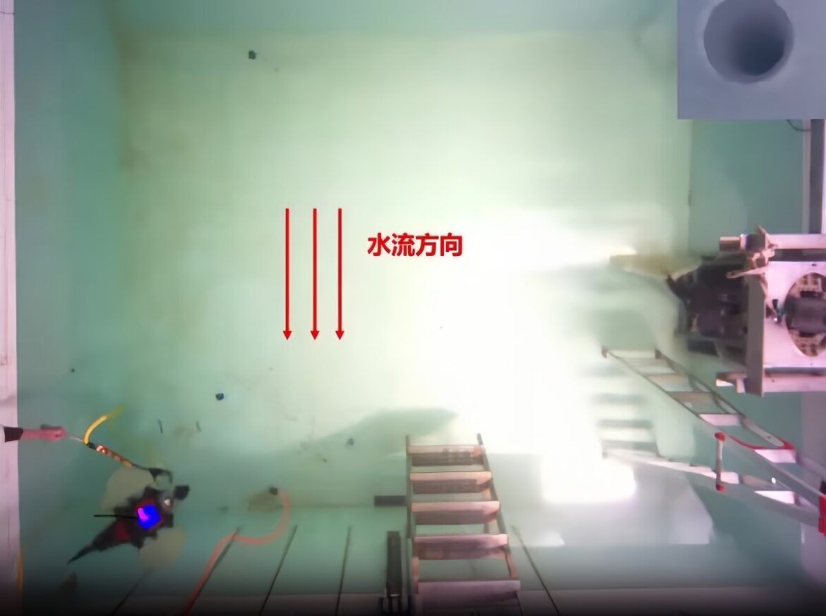 中国の研究チーム、水中ロボットに水流感知「知能」を付与