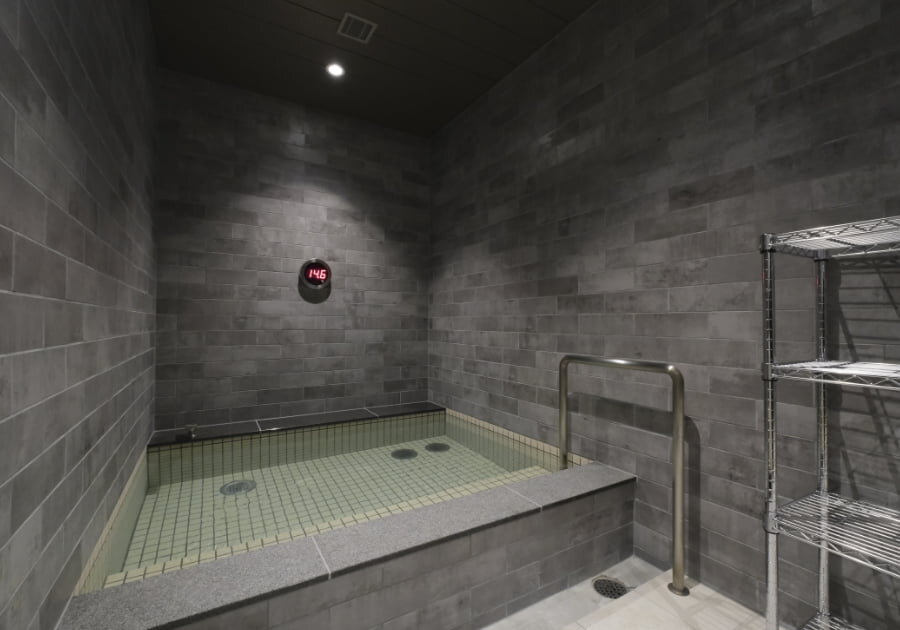 sauna_slide03.jpg
