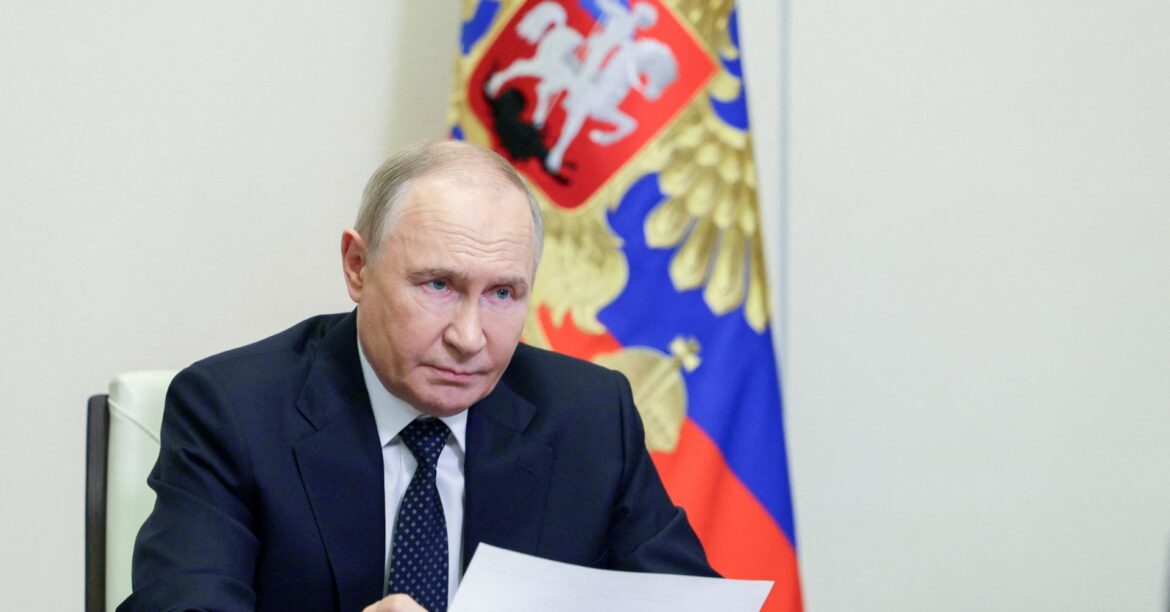 ロシアは紛争終結へ平和支持を、ローマ教皇がプーチン氏に行動促す | ロイター ロシアは紛争終結へ平和支持を、ローマ教皇がプーチン氏に行動促す | ロイター