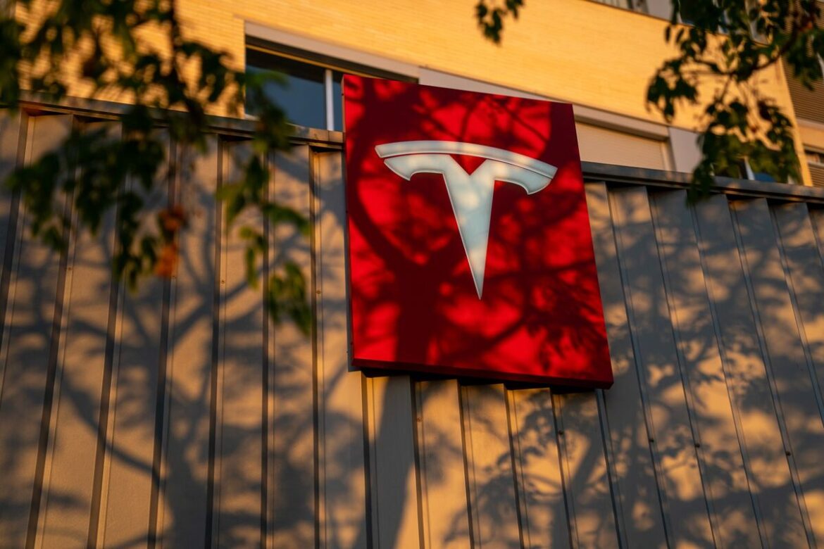 トランプ氏との対立、マスク氏には「大惨事」－懸念強める市場関係者 - Bloomberg