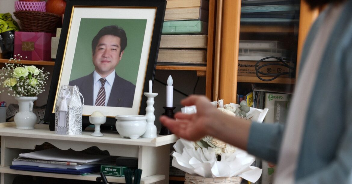 「こんなことになって…」 デマの嵐に元兵庫県議が妻に伝えた無念 - 毎日新聞