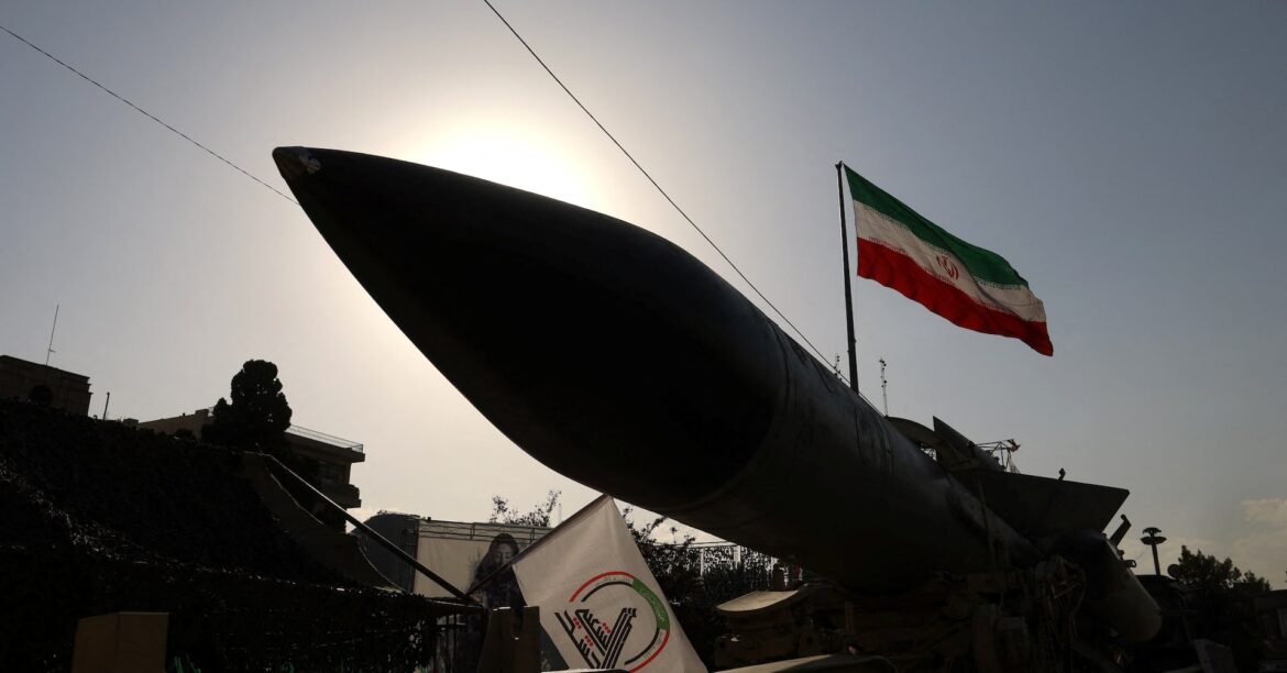 イスラエル、早ければ15日にもイラン攻撃の可能性=WSJ | ロイター イスラエル、早ければ15日にもイラン攻撃の可能性=WSJ | ロイター