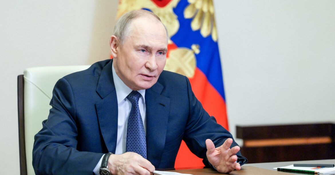 プーチン氏「イランは指導部の下結束」、政権交代の可能性巡り | ロイター
