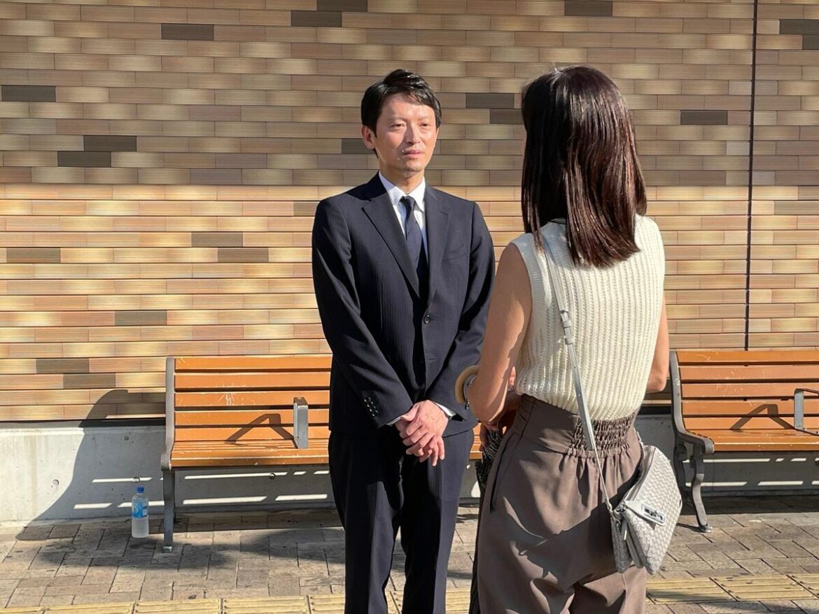 「なぜあなたは斎藤元彦・兵庫県知事を支持するのか？」失職した斎藤氏を応援する人に聞いた 2024年を振り返る：「マスコミは信じない。一次情報のXを信じる」と語る支持者も【JBpressセレクション】(1/5) | JBpress (ジェイビープレス)