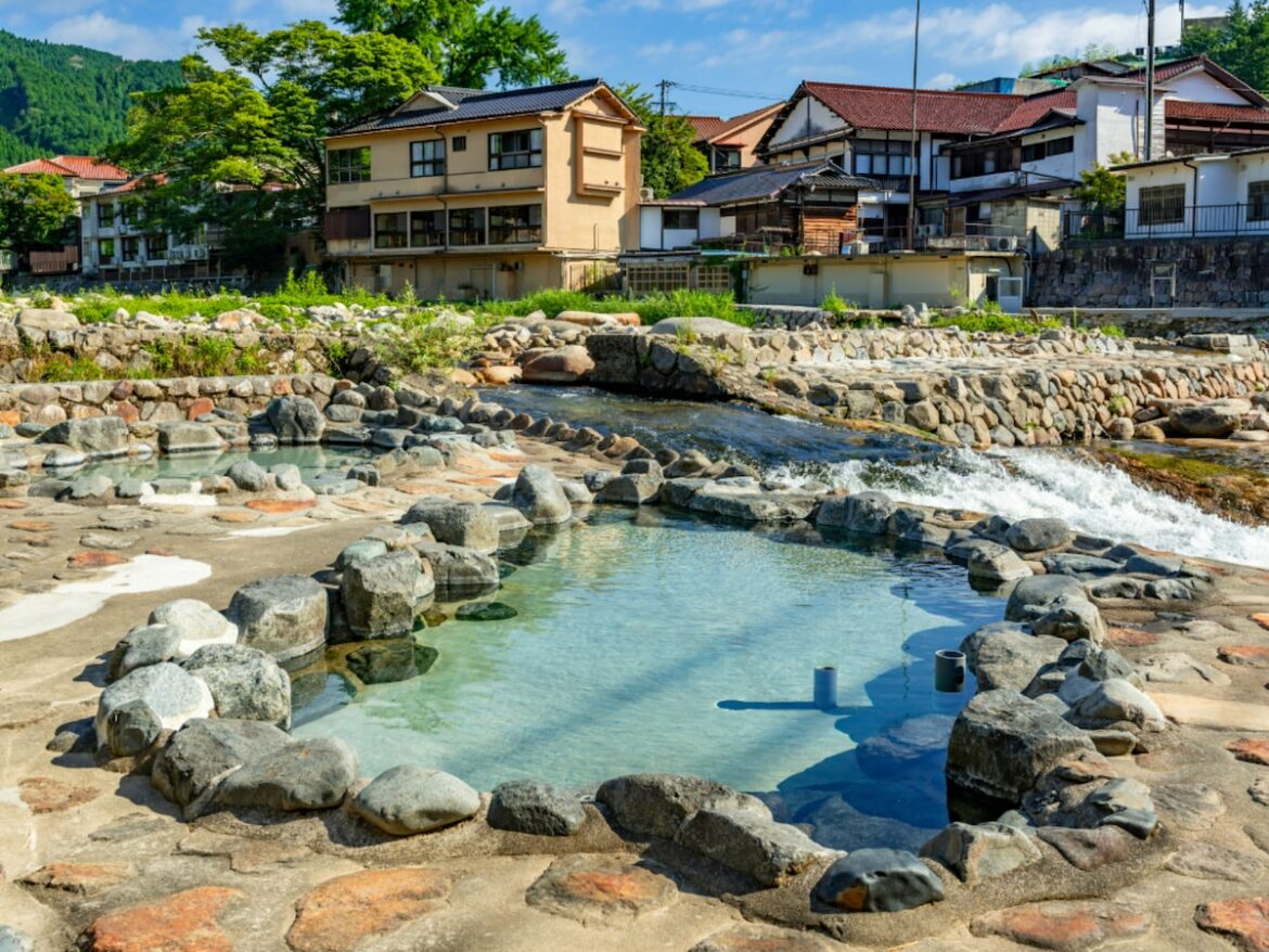 長期休みに行きたい岡山県の「穴場温泉地」ランキング! 2位は「奥津温泉」、1位は? – All About ニュース 長期休みに行きたい岡山県の「穴場温泉地」ランキング! 2位は「奥津温泉」、1位は? - All About ニュース
