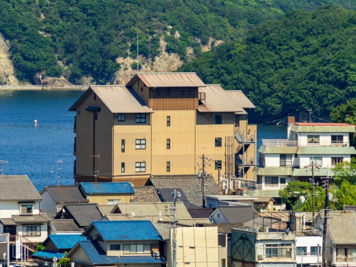 広島県で「外国人観光客にすすめたい温泉地」ランキング！ 2位「鞆の浦温泉」、1位は？ - All About ニュース