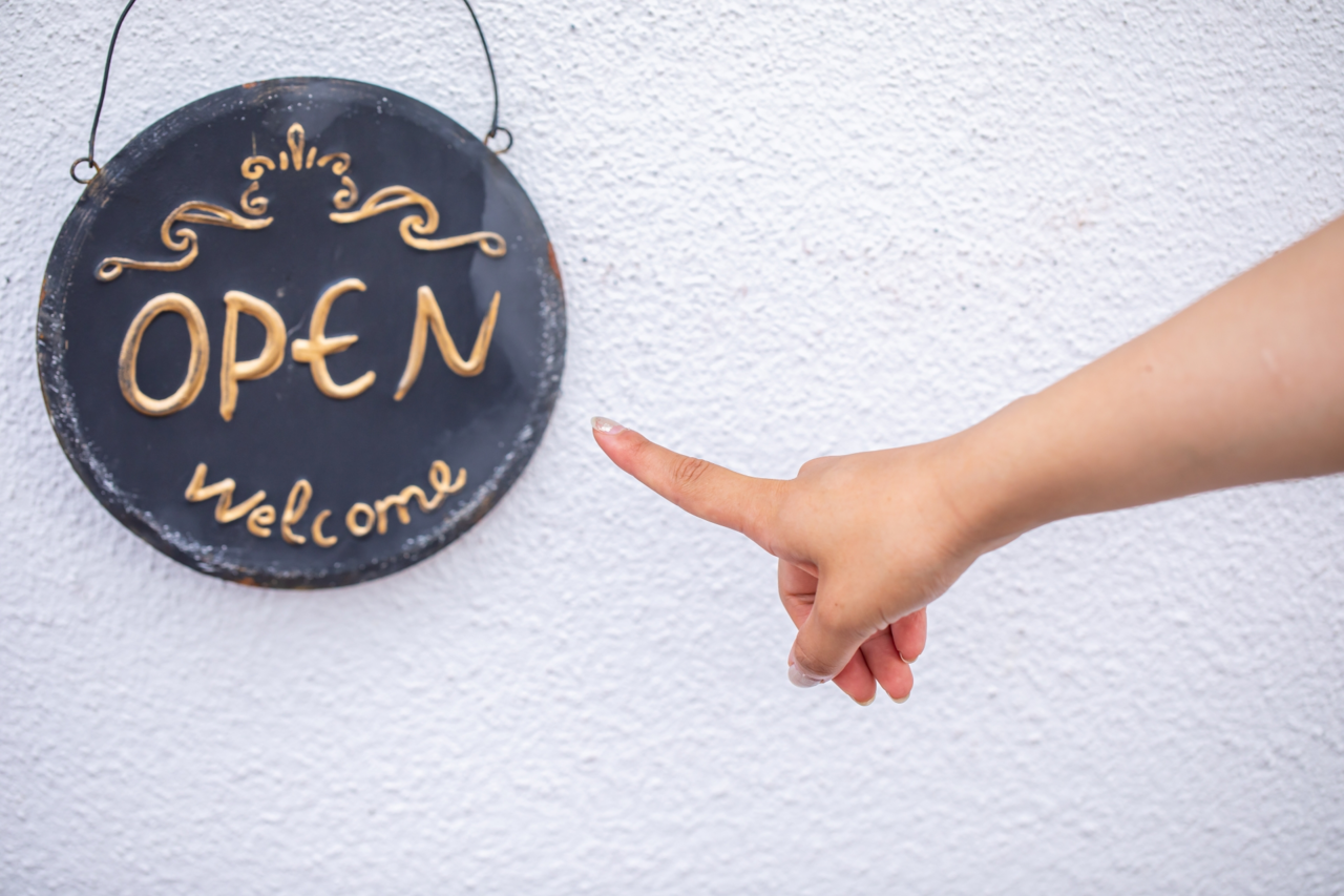 写真ACフリー素材「open」