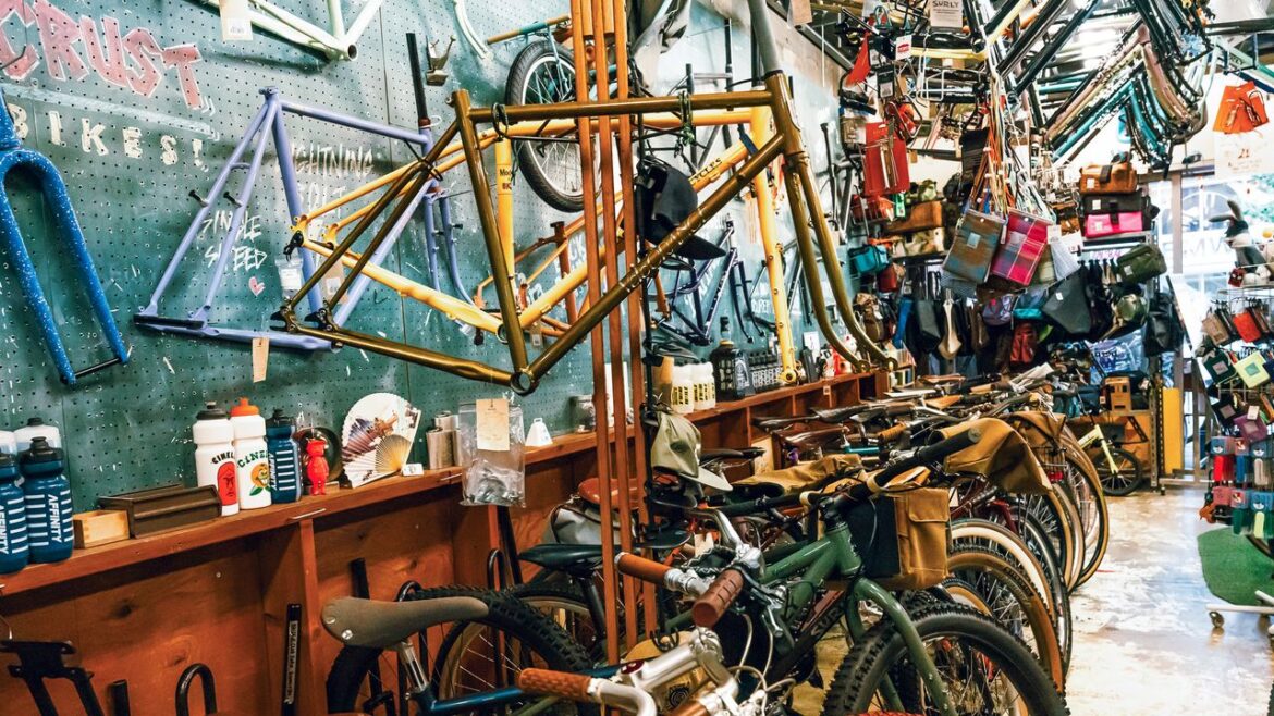 「世界最高のサイクルショップ」Blue Lugを東京で堪能する | WIRED.jp 「世界最高のサイクルショップ」Blue Lugを東京で堪能する | WIRED.jp