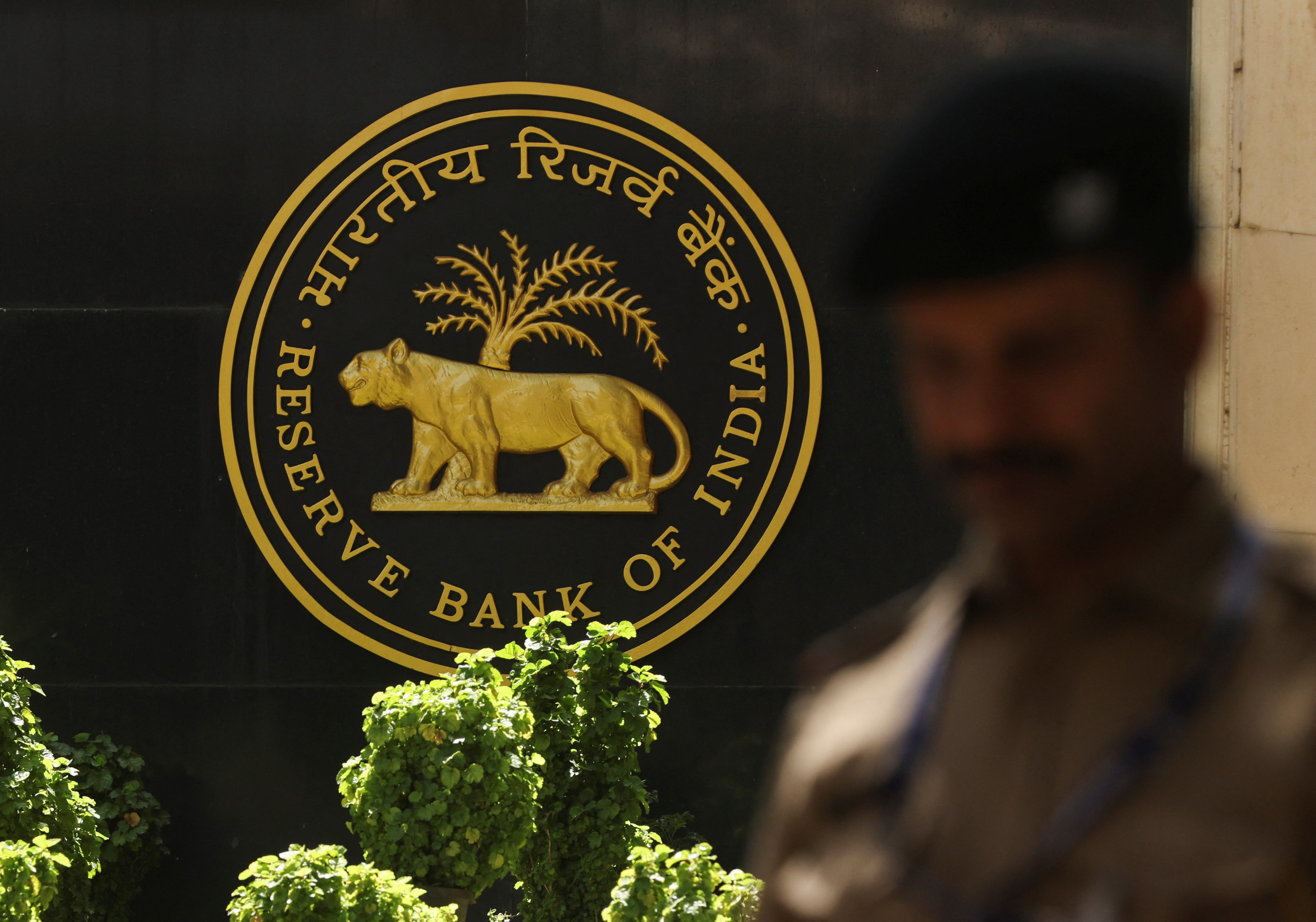 アングル：インド中銀、外資の銀行出資規制緩和を検討　強い関心や資本ニーズに対応