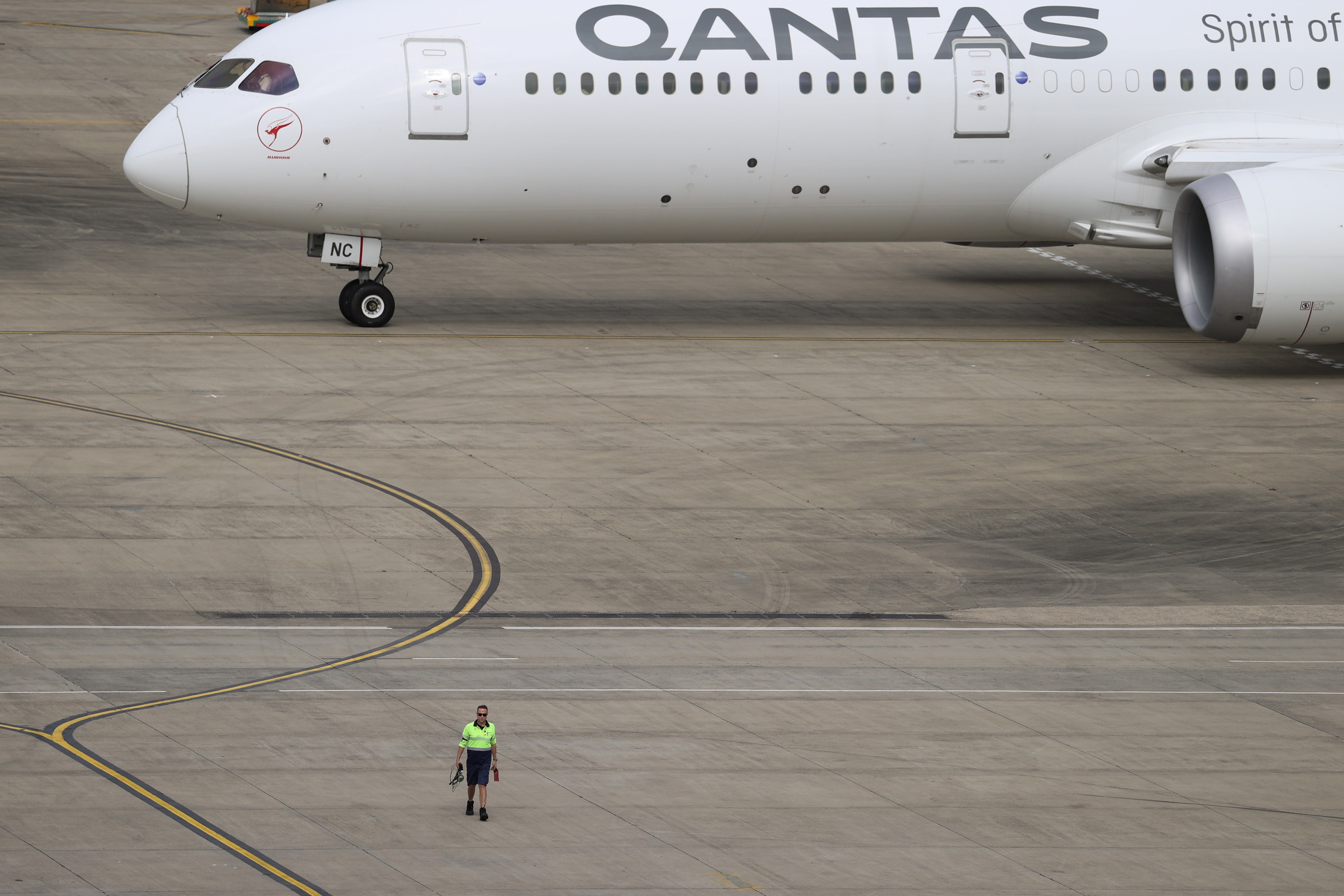 豪カンタス、ＬＣＣのジェットスター・アジア航空を事業閉鎖へ