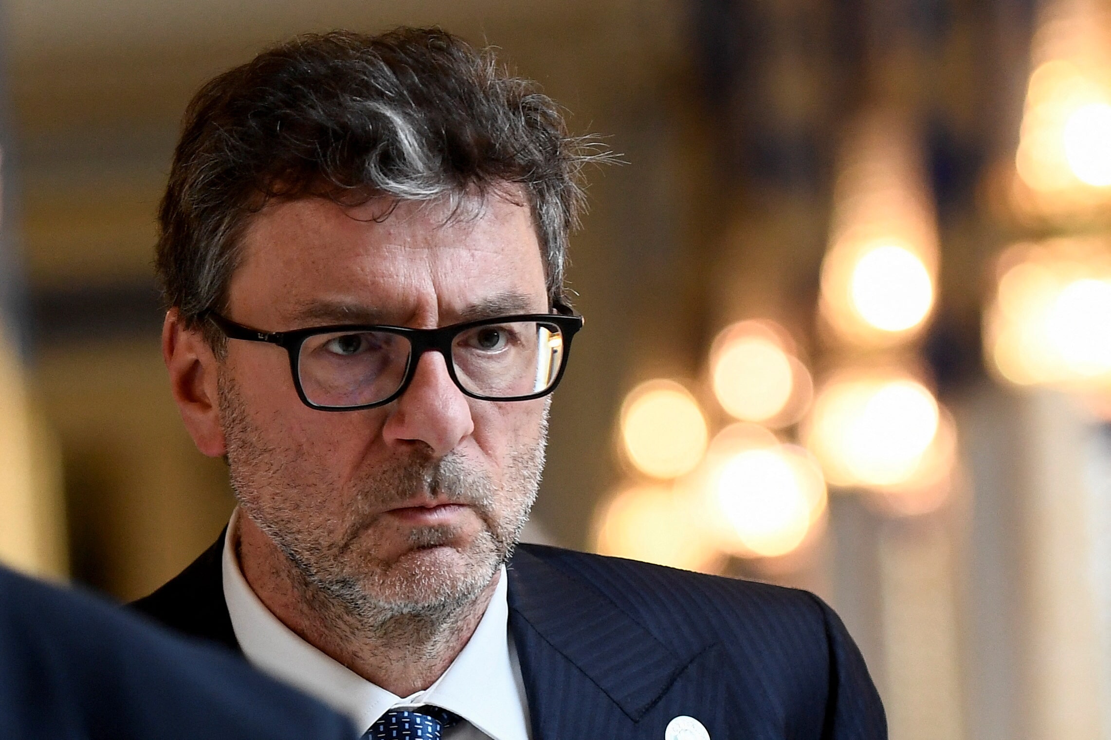 イタリア、「愚かな」ＥＵ財政規則を批判　国防費増額圧力の中