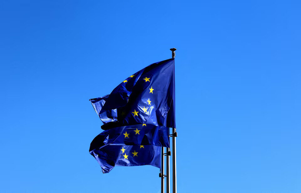 米・EU貿易交渉激化、関税10％ラインは堅持