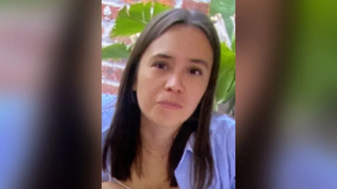 女性狙った殺人「フェミサイド」か、不審な包み持つ上司の映像拡散　メキシコ - CNN.co.jp