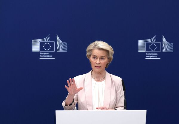 フォンデアライエン委員長を中心とするEUの執行部は環境規制を強化してきた（写真：ロイター/アフロ）