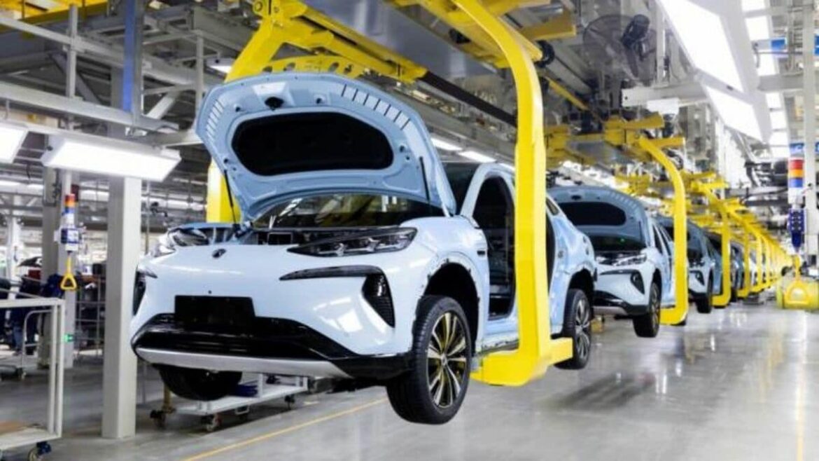 中国の景気に｢生産減速･消費堅調｣のまだら模様 - 東洋経済オンライン