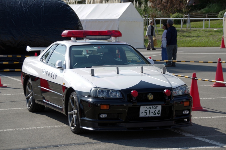 日産スカイラインGT-R
