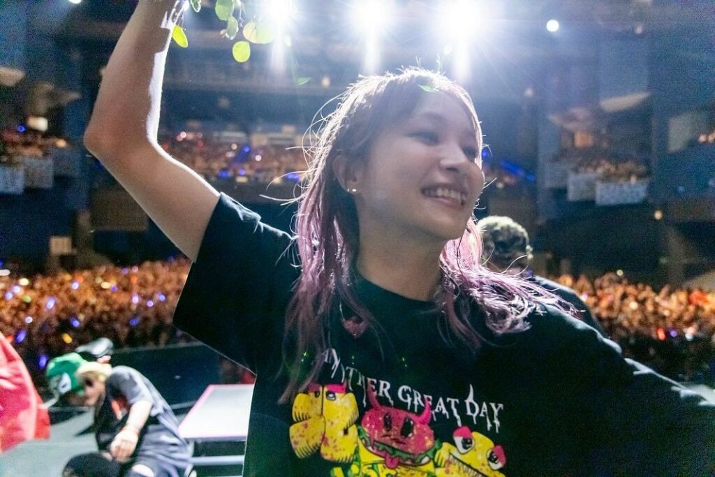 高地メキシコのライブで酸欠…LiSA〝酸素吸引ショット〟に反響「無事でよかった」「メキシコ標高高いから」：「おっ！」でつながる地元密着のスポーツ応援メディア 西スポWEB OTTO! - 西スポWEB OTTO!