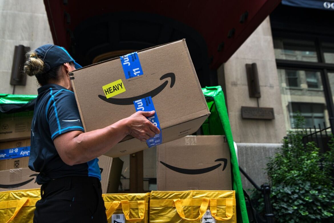 アマゾン「プライムデー」、初日の売上高は前年比41％減－分析 - Bloomberg