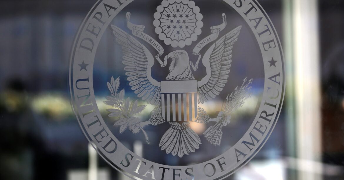 米国務省、人員削減計画を近く開始　影響受ける職員に通知へ | ロイター
