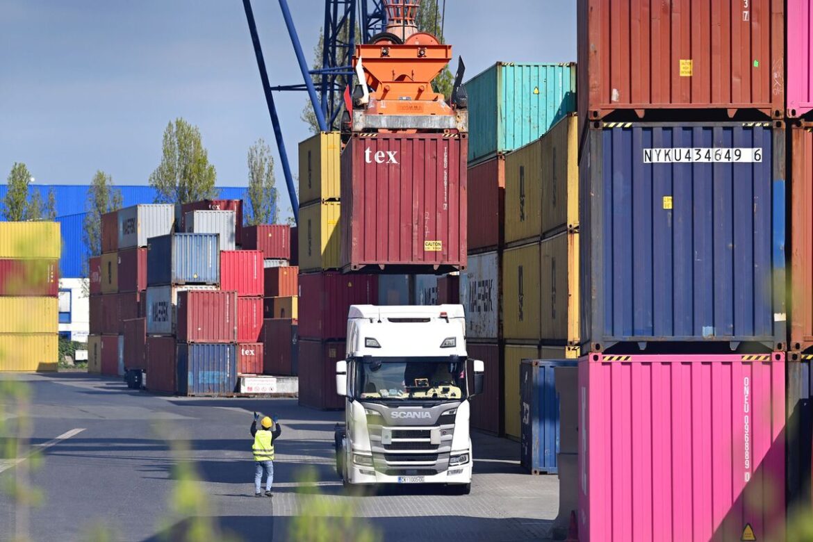 EU加盟国、米国に「最も強力な対抗措置」への支持増加-関係者 – Bloomberg EU加盟国、米国に「最も強力な対抗措置」への支持増加-関係者 - Bloomberg