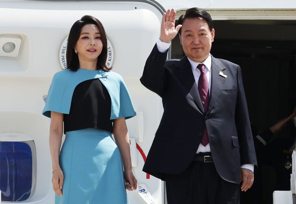【死に物狂いの韓国・特検】尹前大統領夫人の疑惑追及の手が旧統一教会にも、カジノ豪遊疑惑の韓鶴子総裁も俎上に(1/4) | JBpress (ジェイビープレス)