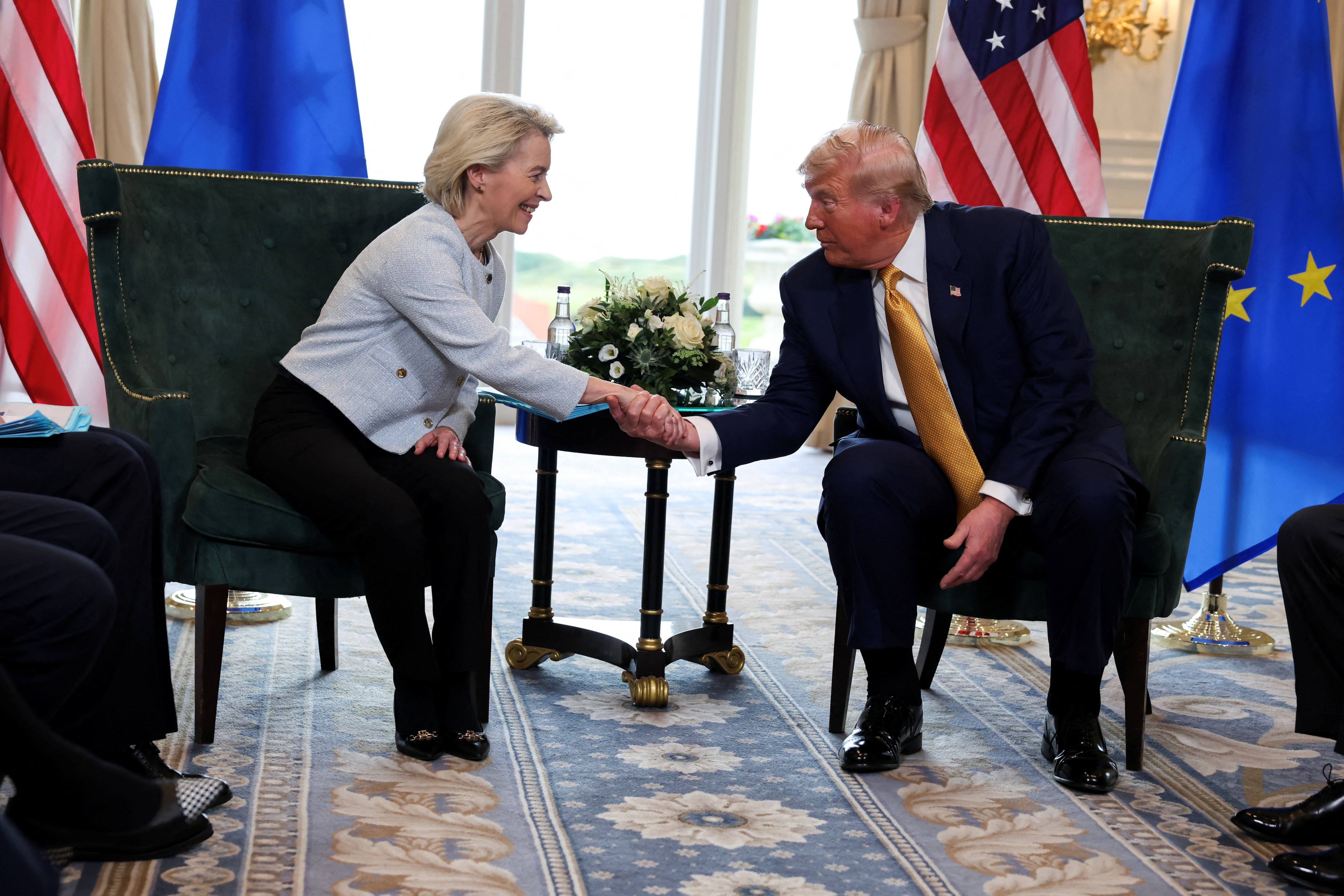 米・ＥＵが関税交渉で合意、車含め15％　6000億ドル対米投資