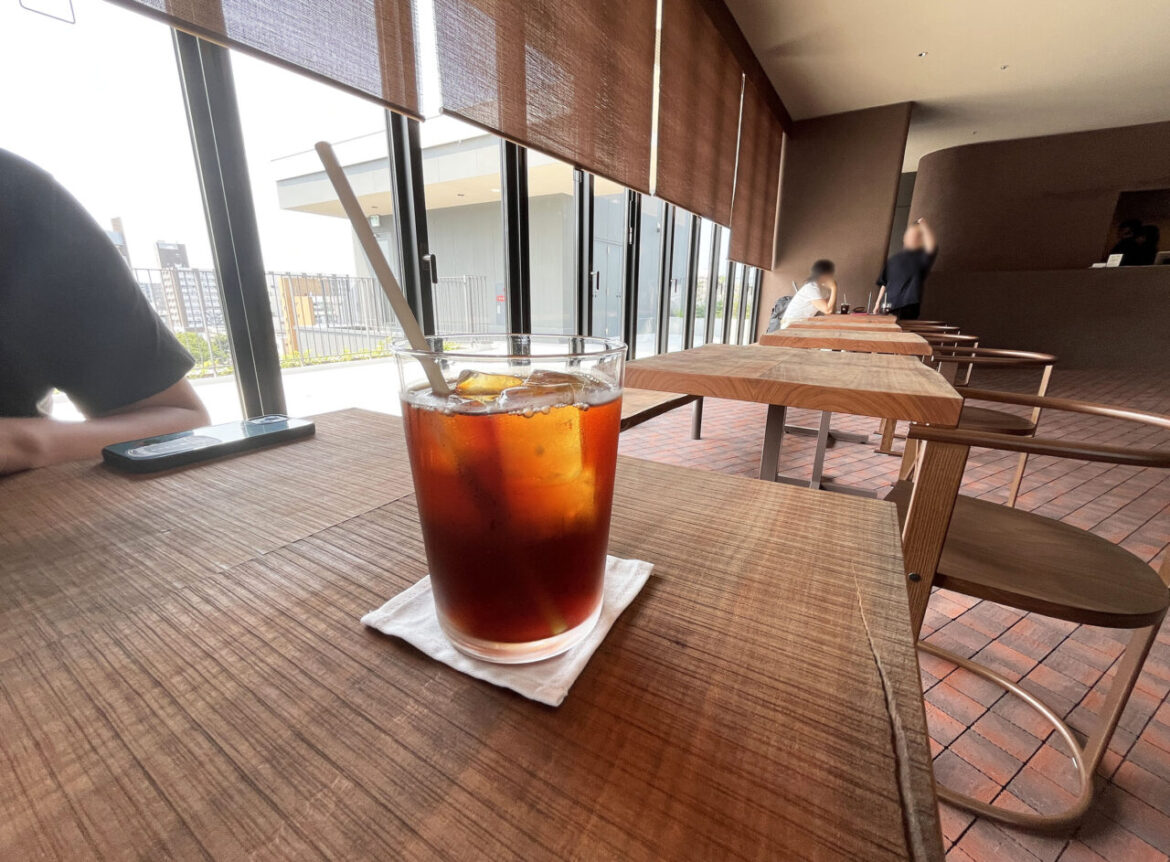 【福岡市南区】OHASHI HILLの屋上にお洒落カフェがOPEN！ 熊本「珈琲回廊」プロデュースのお茶とコーヒー・スイーツが楽しめる「Niwa Fukuoka」 | 号外NET 福岡市南区