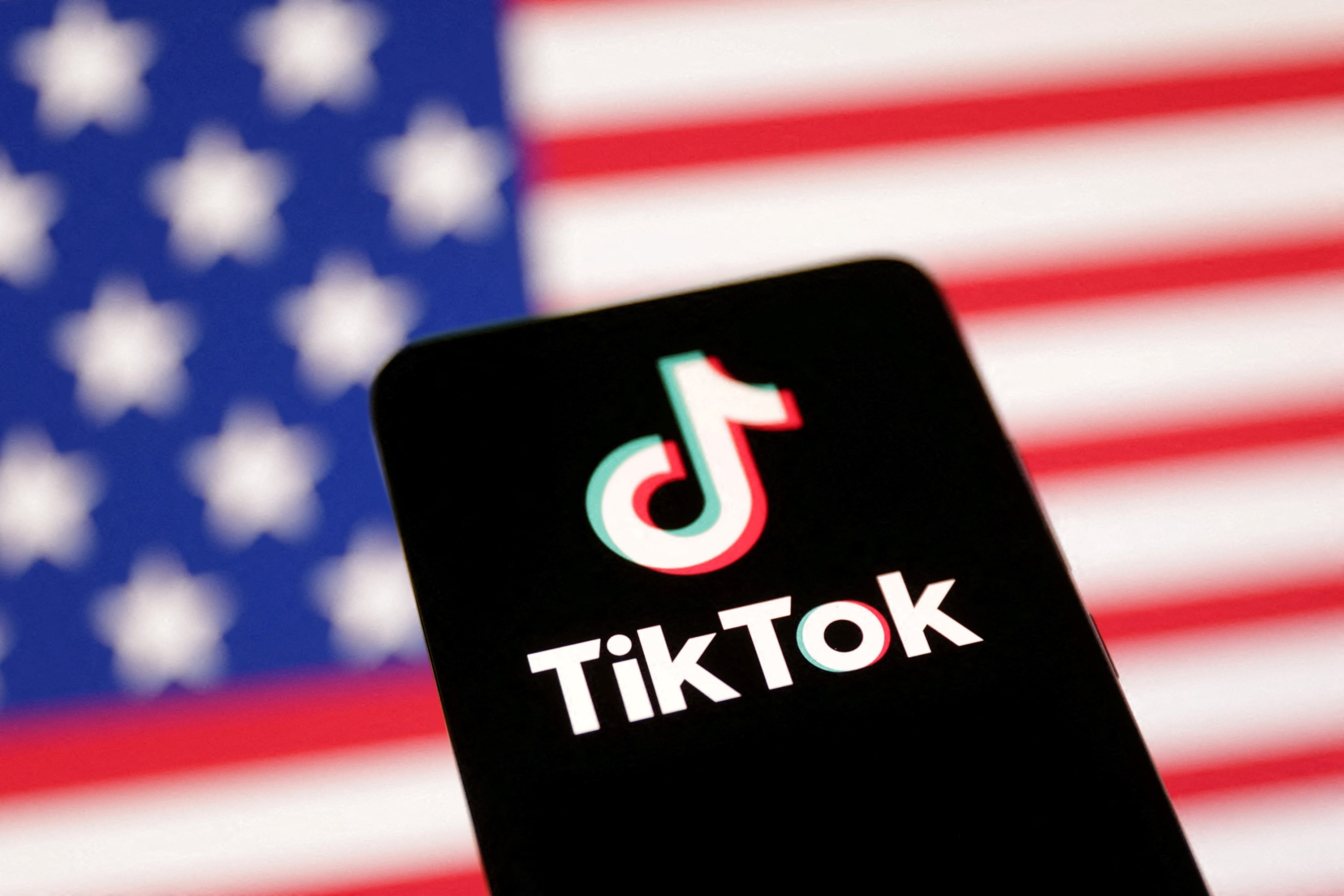 ＴｉｋＴｏｋ、米で運営停止へ　中国が売却承認しなければ＝米商務長官