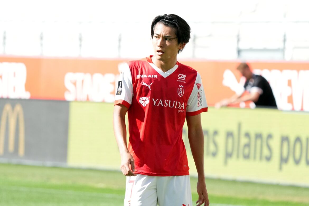 日本代表FW中村敬斗、来日ツアー欠場の理由は“医療上の事情”か…スタッド・ランス指揮官が状況を説明 - サッカーキング