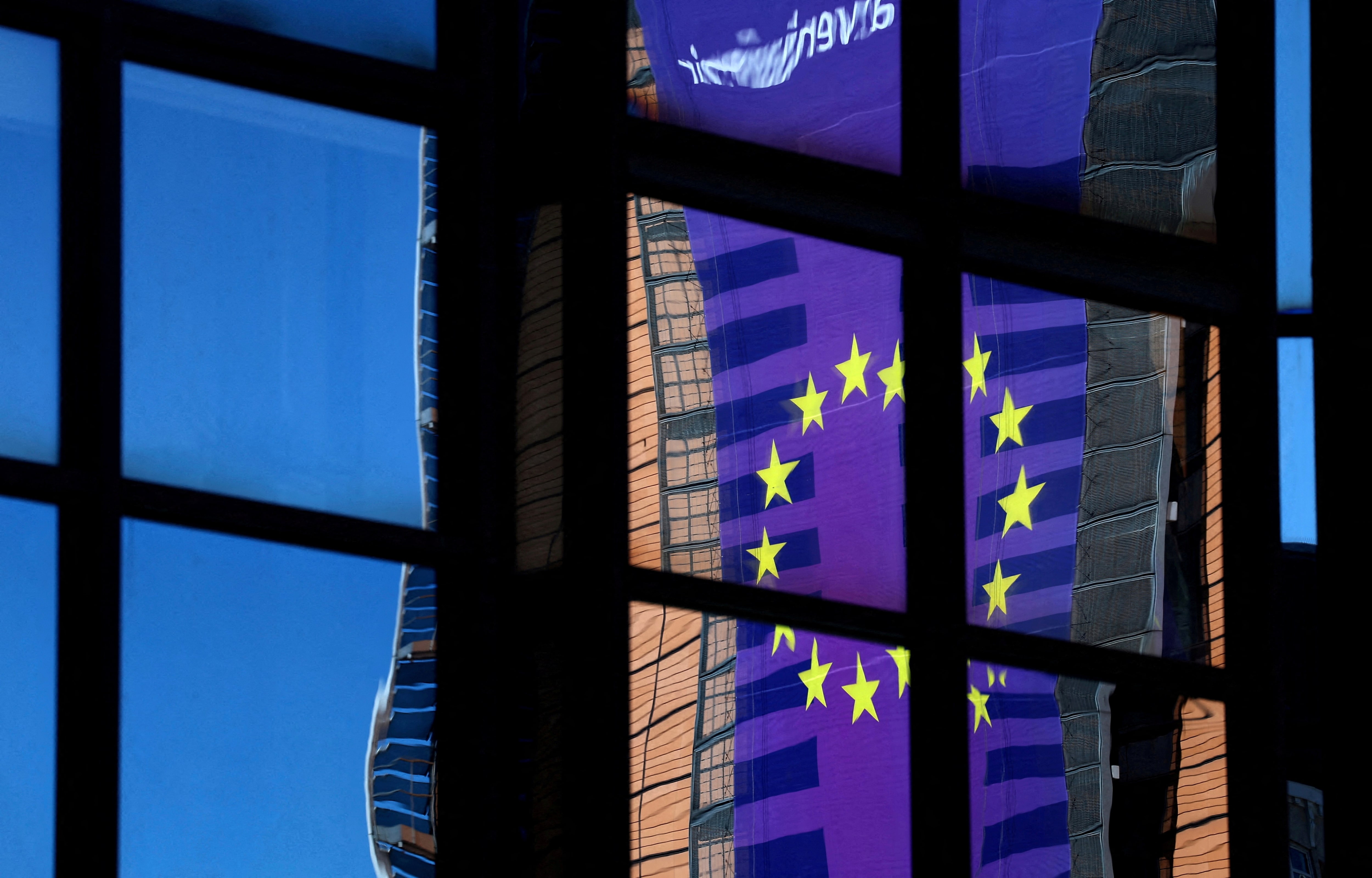 EUが重要鉱物資源の備蓄計画、地政学要因による供給途絶に備え=FT