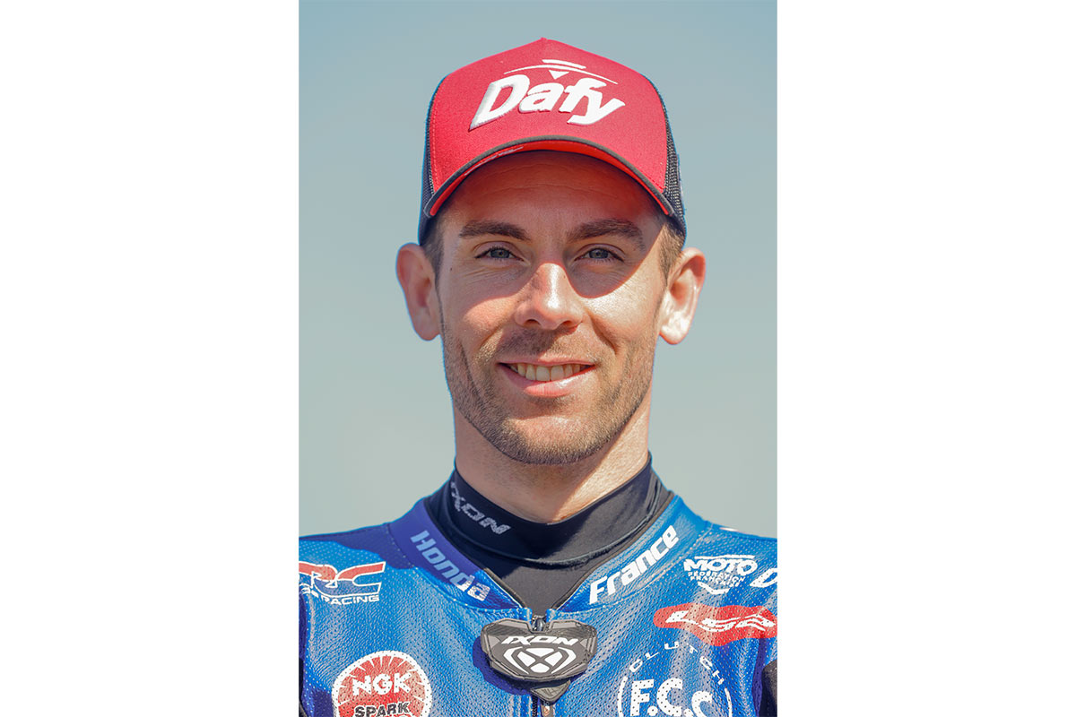 画像: Corentin PEROLARI（コロンタン・ペロラーリ） 1998年生まれ、フランス。GMT94ヤマハなどのチームで活躍し、Moto2を含む複数のカテゴリーでの経験を持つ。国際的なレースで優れた成績を収め、2025年シーズンよりF.C.C. TSR Honda Franceに加入。
