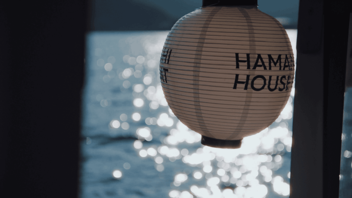 河口湖唯一の湖上レストラン『HAMANASHI HOUSEBOAT』最新映像を公開　公式ウェブサイトも同時リニューアル｜ニューズウィーク日本版 オフィシャルサイト