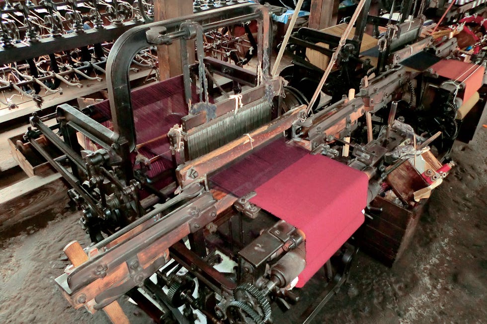 豊田式鉄製小幅動力織機(Y式) 豊田式鉄製小幅動力織機(y式)