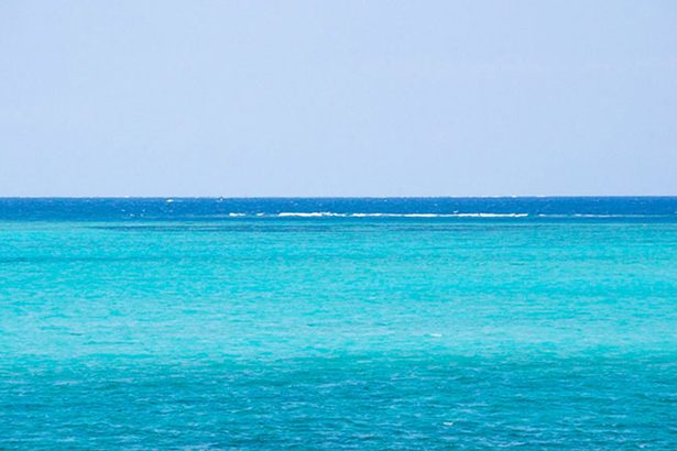 沖縄でも津波注意報　海から離れて　TSUNAMI  advisory , OKINAWA（午前9時40分～）【到達予想の地図あり】