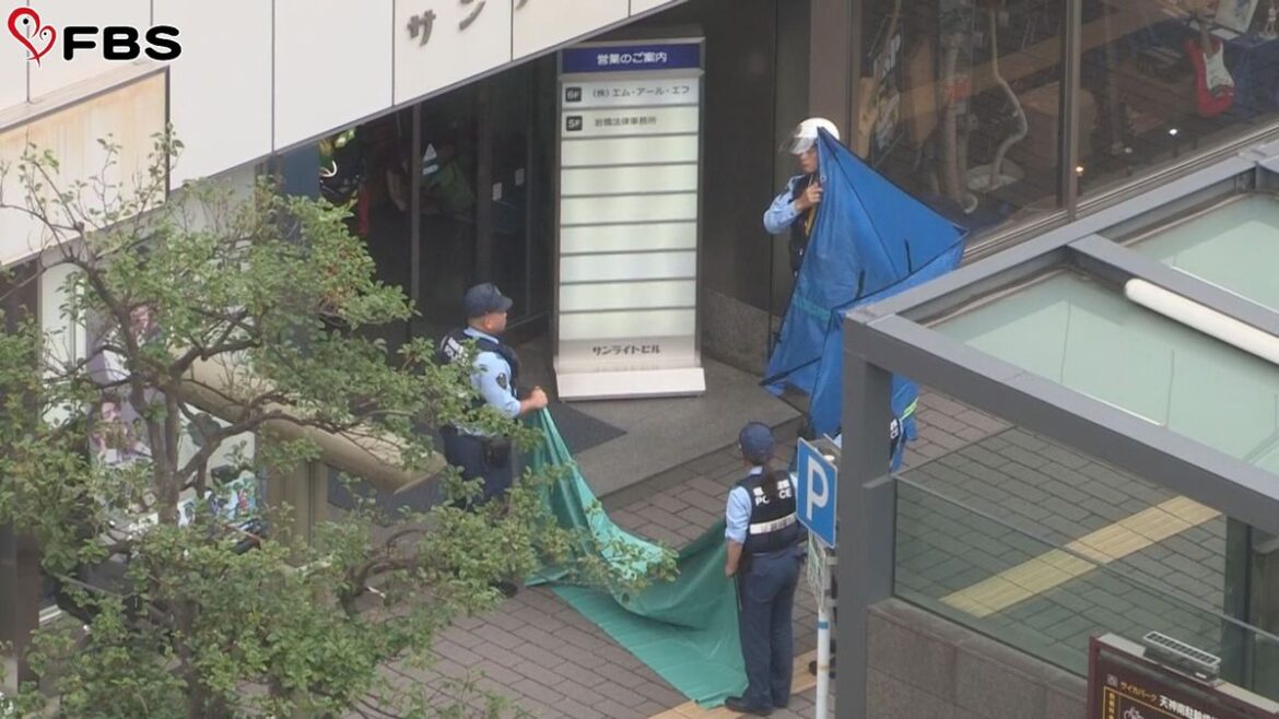 【速報】意識不明だった作業員の男性2人が死亡 エレベーターの巻き上げ機が落下 業務上過失致死の疑いも視野に捜査 福岡(2025年8月8日掲載)|FBS NEWS NNN 共有