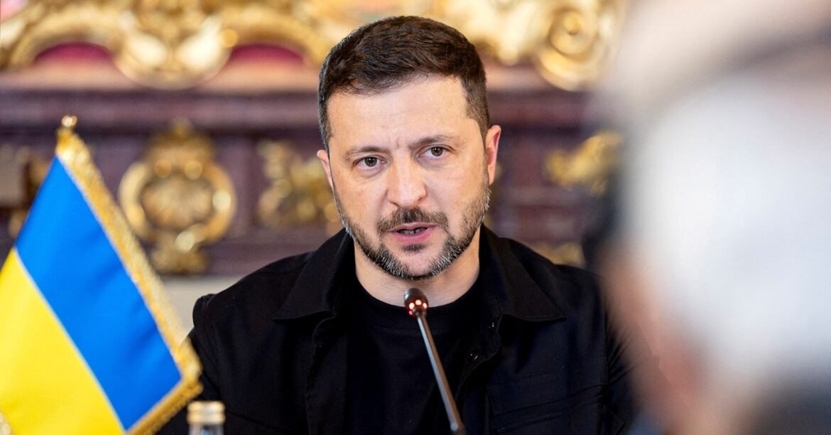 ウクライナ大統領を「信頼」は58%に低下、抗議デモ受け=世論調査 | ロイター ウクライナ大統領を「信頼」は58%に低下、抗議デモ受け=世論調査 | ロイター