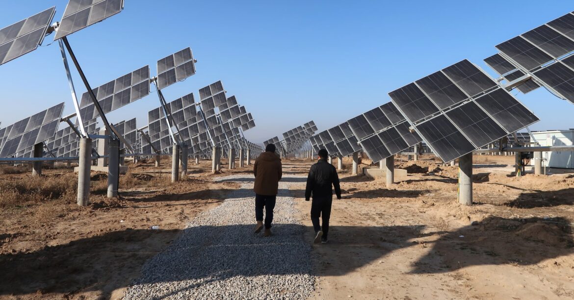 中国の太陽光発電、下期は導入ペース鈍化か　電力改革で不透明感 | ロイター