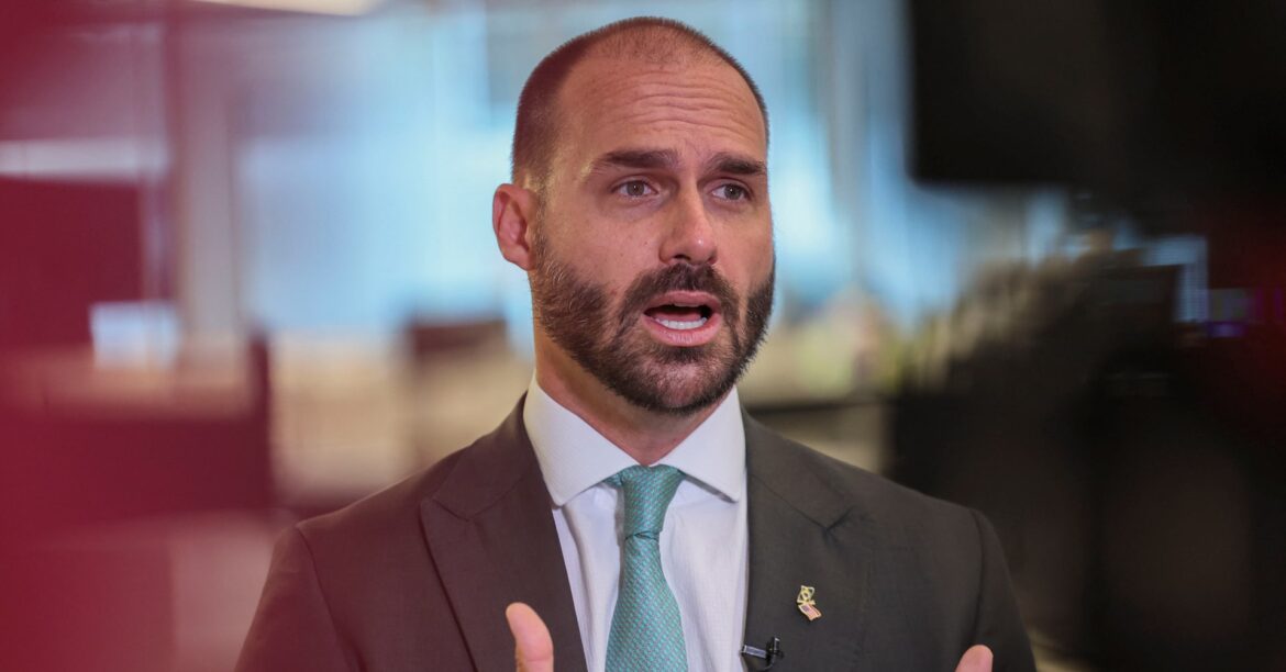 米国による追加制裁や関税引き上げを警告=ブラジル前大統領息子 | ロイター 米国による追加制裁や関税引き上げを警告=ブラジル前大統領息子 | ロイター