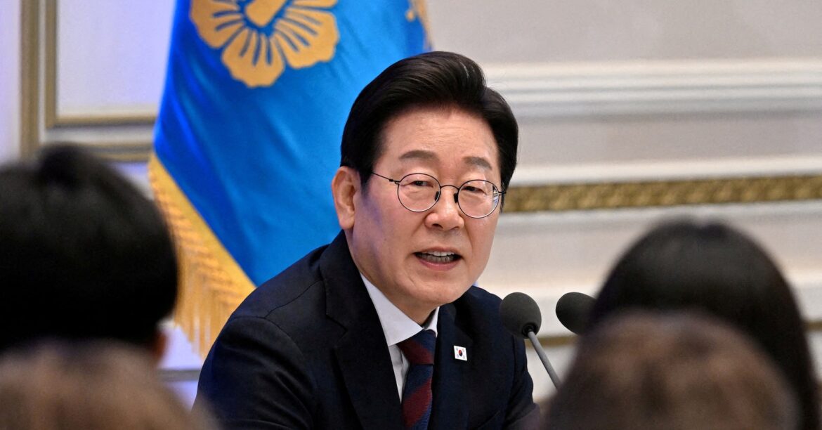 米韓首脳会談、米軍駐留費など議題に　韓国は核燃料再処理提起か | ロイター