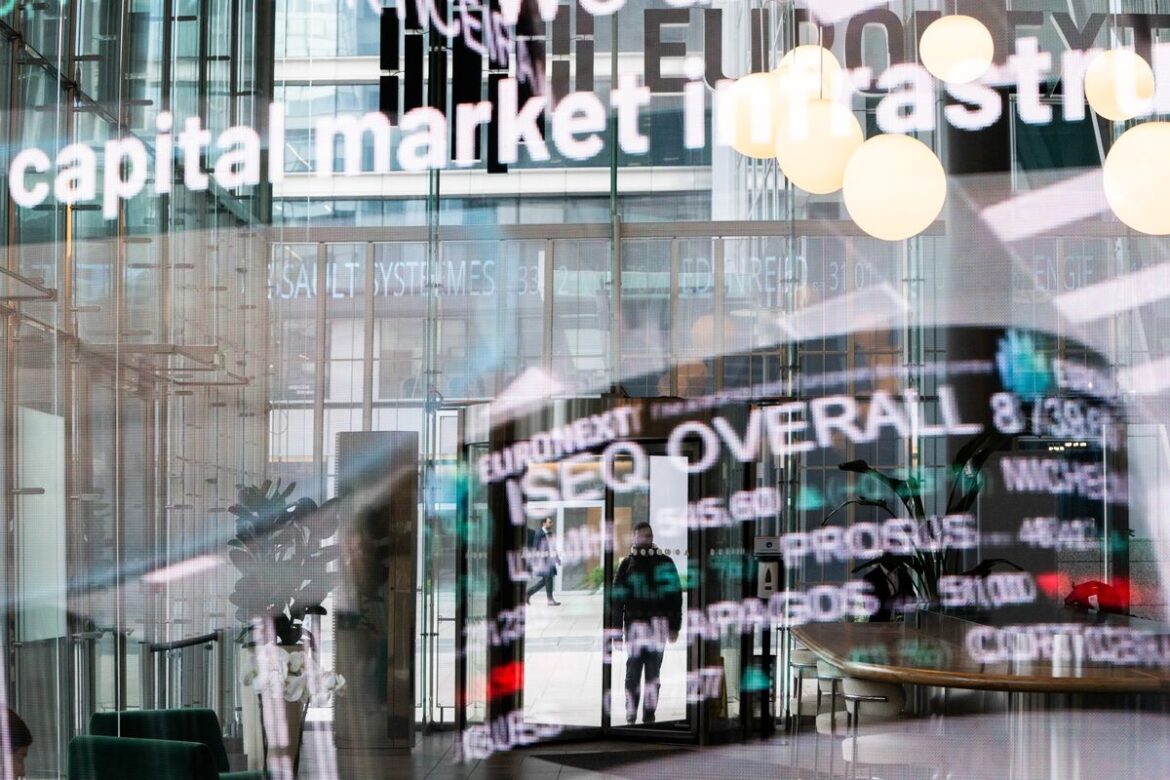 【欧州市況】インフレ意識され長期債下落-英銀課税論受け株も下落 – Bloomberg 【欧州市況】インフレ意識され長期債下落-英銀課税論受け株も下落 - Bloomberg