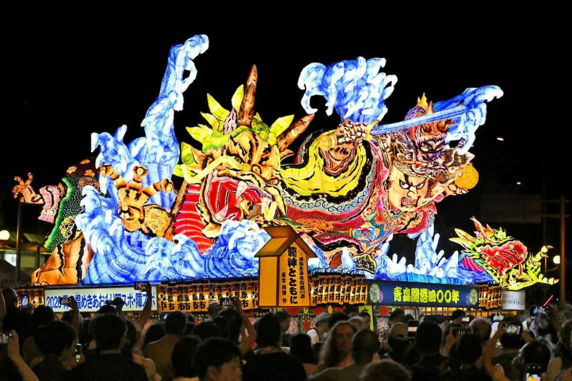 青森ねぶた祭開幕　夜空に巨大灯籠輝く - スポニチ Sponichi Annex 社会