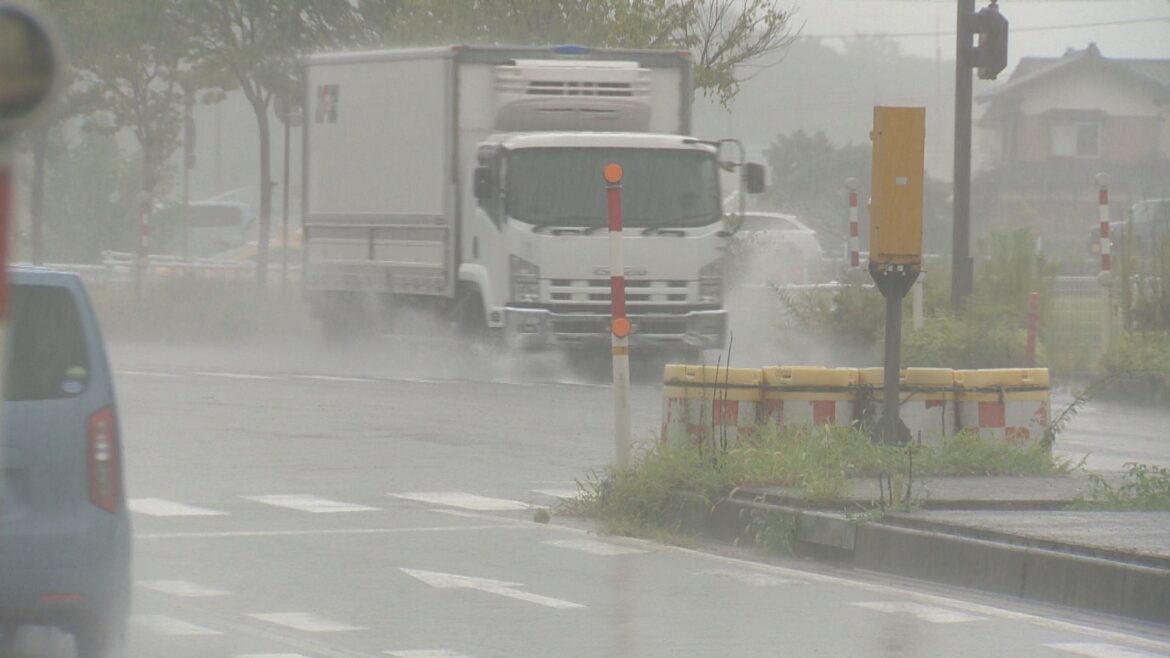 新潟県内“警報級の大雨”に…関川村では1時間に57ミリの雨 ピーク過ぎるも引き続き土砂災害に警戒を（新潟ニュースNST） - Yahoo!ニュース - Yahoo!ニュース