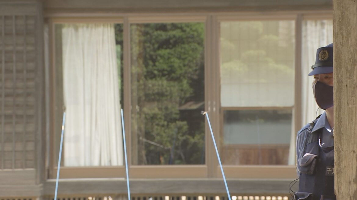 千葉・多古町の住宅で強盗傷害事件　住人男性（70代）の手足縛り暴行　片言の日本語話す4人組が財布など奪い逃走か　千葉県警（TBS NEWS DIG Powered by JNN）