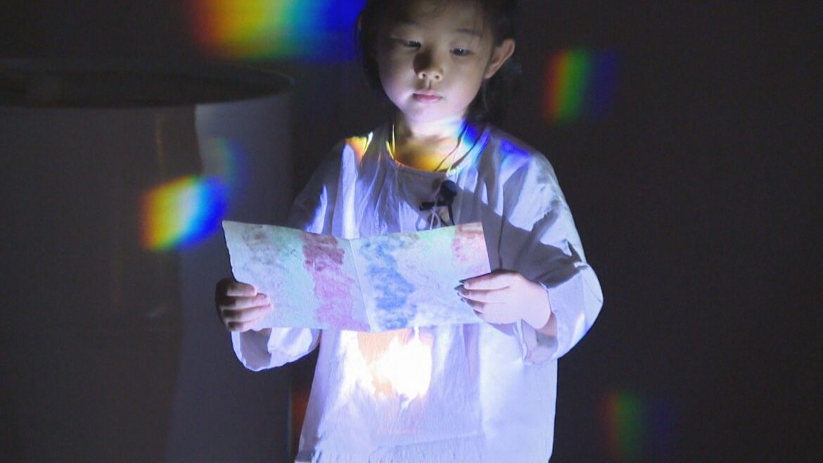 世界で活躍する両親に憧れて　アートパフォーマーの小学1年生「いつか追い抜かす！」　香川・豊島 | KSBニュース | KSB瀬戸内海放送