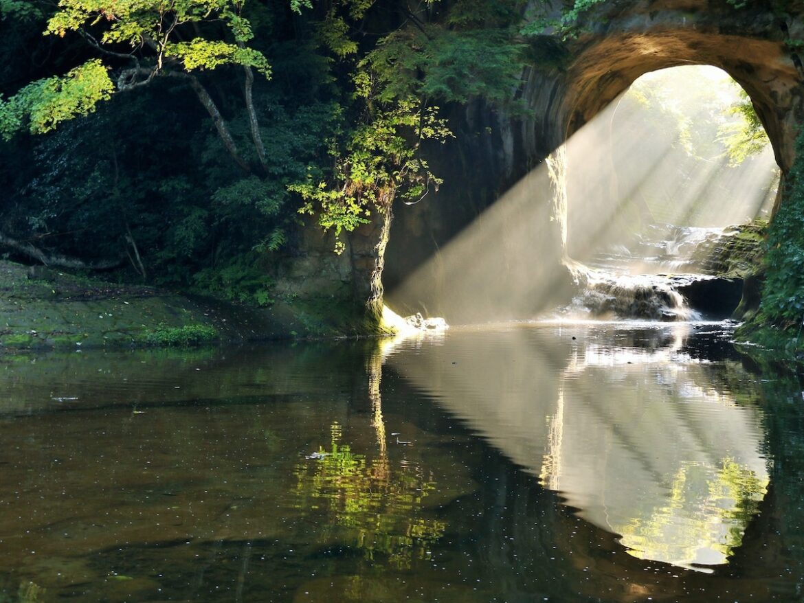 夏に行きたい「千葉県の穴場秘境」ランキング！ 2位「濃溝の滝・亀岩の洞窟」、1位は？【2025年調査】 - All About ニュース