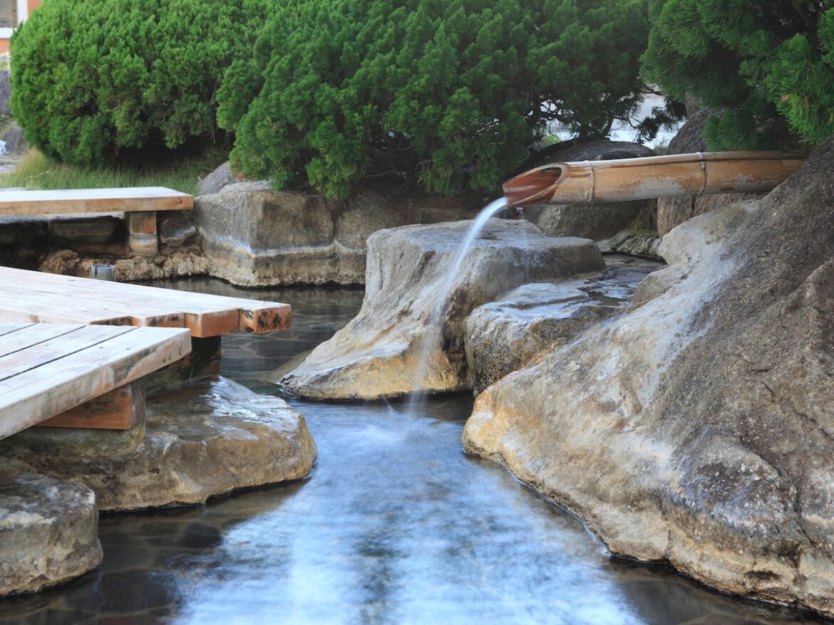 和歌山県で「夏に行きたい穴場の温泉地」ランキング！ 2位「勝浦・串本・すさみの温泉」を抑えた圧倒的1位は？【2025年調査】 - All About ニュース